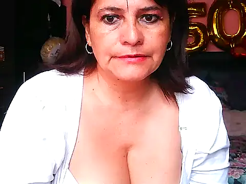 Snapshot of BiancaSteel chatting on 07-17-26, 09:08 BiancaSteel online show from 07-17-26, 09:08