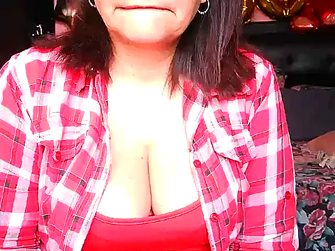 Snapshot of BiancaSteel chatting on 07-28-26, 07:39 BiancaSteel online show from 07-28-26, 07:39