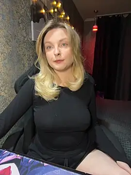 Lina ly online show from 10-16-25, 09:16