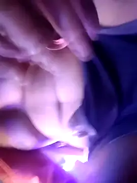 Snapshot of horniestboi chatting on 02-19-26, 05:53 horniestboi online show from 02-19-26, 05:53