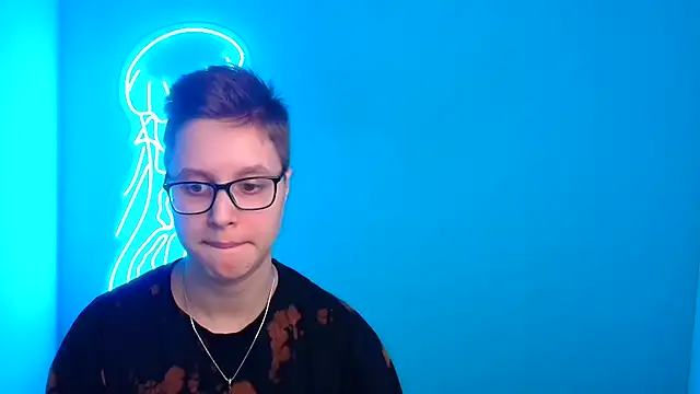 Bella Swannn online show from 03-13-25, 09:48