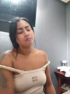 Snapshot of Ariana_Rodriguez chatting on 03-07-25, 06:43 Ariana Rodriguez online show from 03-07-25, 06:43