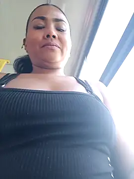 Ariana Rodriguez online show from 12-20-25, 02:24