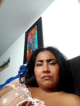 Snapshot of Ariana_Rodriguez chatting on 02-18-26, 04:19 Ariana Rodriguez online show from 02-18-26, 04:19