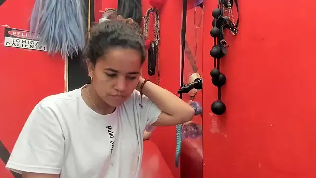 emma morgan 1 online show from 10-02-25, 02:24