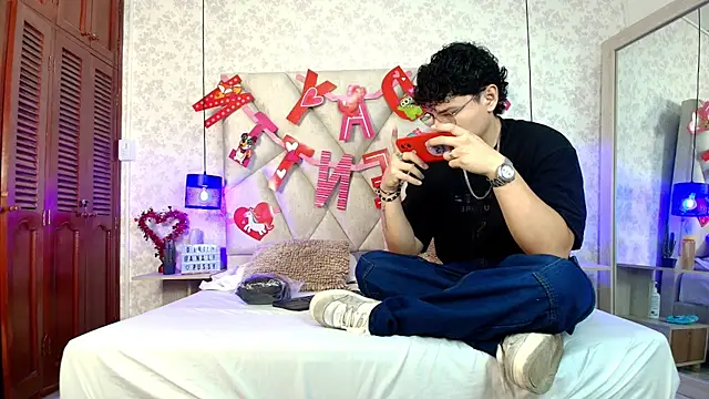 Lucymatty online show from 09-18-25, 11:23