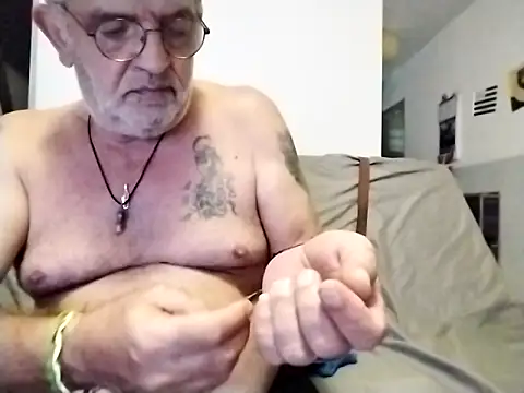 coolbrady17 online show from 03-19-25, 04:45