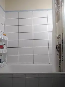 coolbrady17 online show from 10-04-25, 05:27