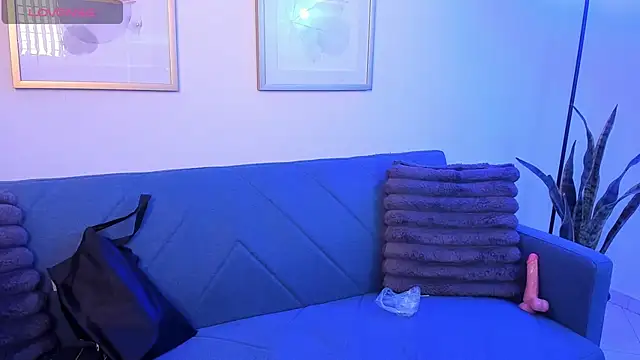 BellaRosee   online show from 03-15-25, 07:27
