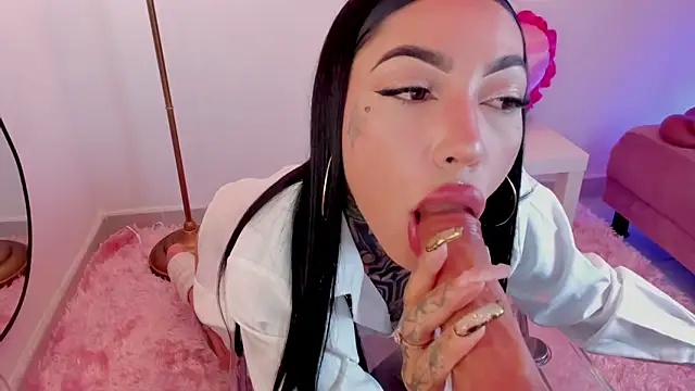 Dani Valen online show from 10-21-25, 08:20