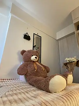 Snapshot of ZaraLuuv chatting on 02-28-26, 07:48 ZaraLuuv online show from 02-28-26, 07:48