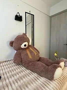 Snapshot of ZaraLuuv chatting on 03-09-26, 06:12 ZaraLuuv online show from 03-09-26, 06:12