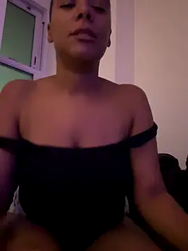 Melia Rayne online show from 10-17-25, 07:16