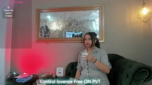 Snapshot of Chanel_milff_ chatting on 03-12-25, 12:15 Chanel milff online show from 03-12-25, 12:15