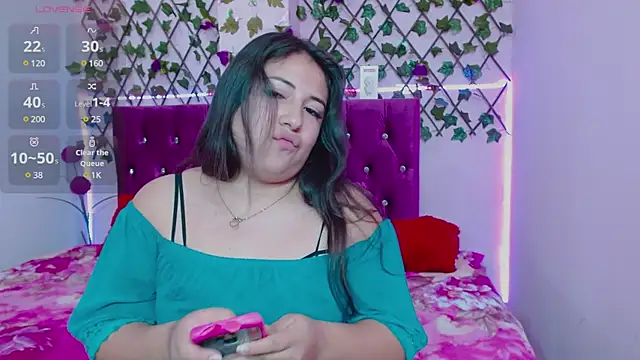Snapshot of Anny__cute chatting on 03-06-25, 04:38 Anny cute online show from 03-06-25, 04:38