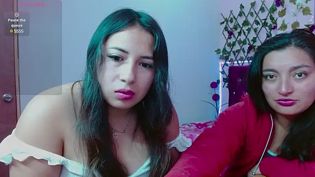 Snapshot of Anny__cute chatting on 03-07-25, 04:55 Anny cute online show from 03-07-25, 04:55