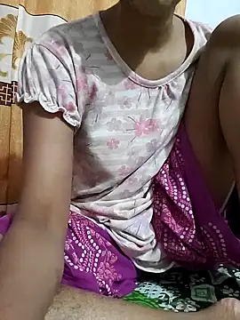 Snapshot of sexy-trisha1 chatting on 10-29-25, 07:04 sexy-trisha1 online show from 10-29-25, 07:04