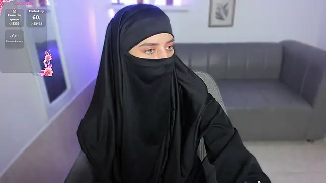 Snapshot of salma_arabicc chatting on 02-11-26, 04:28 salma arabicc online show from 02-11-26, 04:28