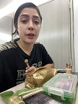 Snapshot of isabella_winkler chatting on 03-07-26, 10:45 isabella winkler online show from 03-07-26, 10:45