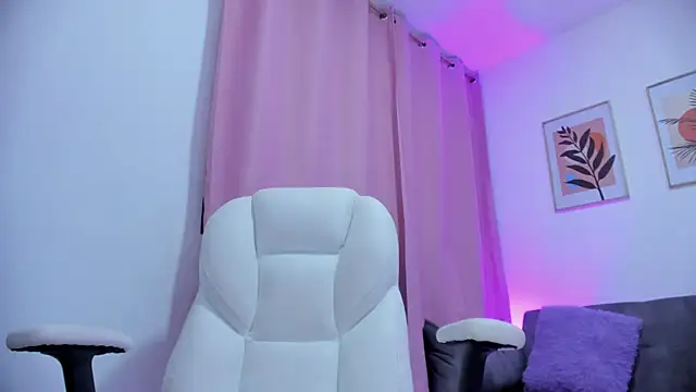 gaaby foxx online show from 04-30-26, 07:09