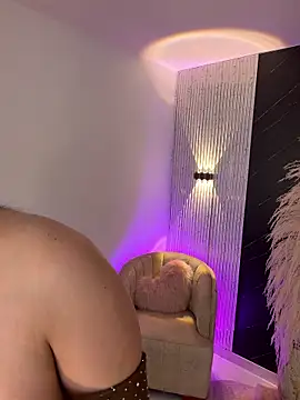 IvyJonesX online show from 01-13-26, 11:54