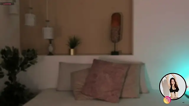 alison222  online show from 10-13-25, 07:47