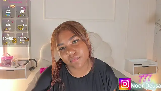 Candaceoweens online show from 05-01-26, 03:44