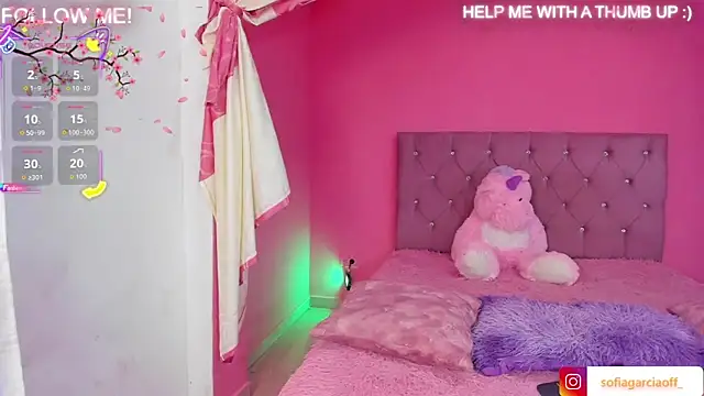 Snapshot of Moonroxe_ chatting on 02-13-26, 11:34 Moonroxe online show from 02-13-26, 11:34