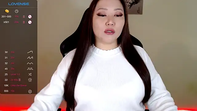 Snapshot of LisaAsianFlower chatting on 05-14-26, 02:51 LisaAsianFlower online show from 05-14-26, 02:51