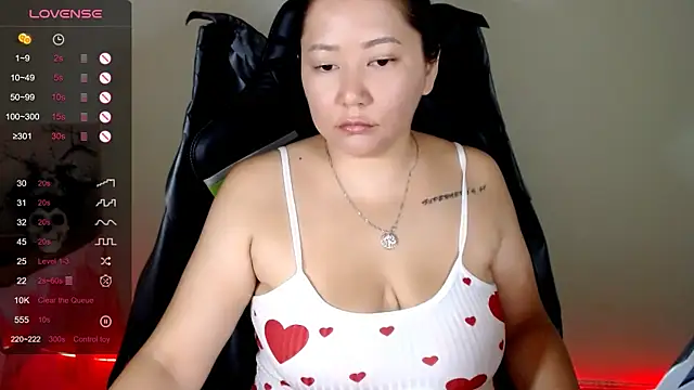 LisaAsianFlower online show from 07-08-26, 03:22