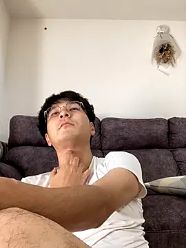 Snapshot of waka3232 chatting on 09-22-25, 01:29 waka3232 online show from 09-22-25, 01:29