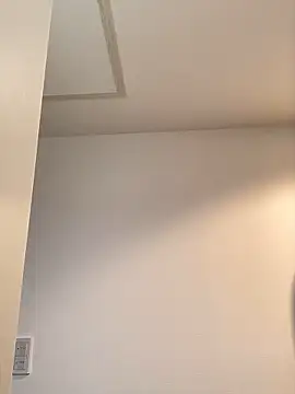 Snapshot of waka3232 chatting on 10-10-25, 02:32 waka3232 online show from 10-10-25, 02:32