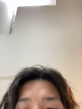 Snapshot of waka3232 chatting on 11-07-25, 02:33 waka3232 online show from 11-07-25, 02:33