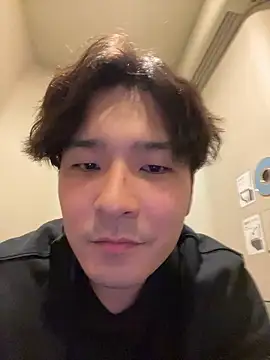 Snapshot of waka3232 chatting on 02-22-26, 10:36 waka3232 online show from 02-22-26, 10:36