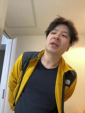 Snapshot of waka3232 chatting on 03-05-26, 01:34 waka3232 online show from 03-05-26, 01:34