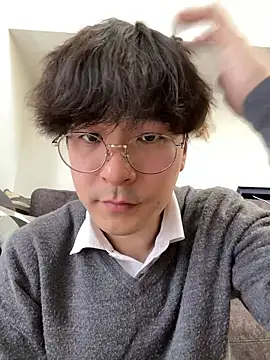 Snapshot of waka3232 chatting on 03-19-26, 04:05 waka3232 online show from 03-19-26, 04:05