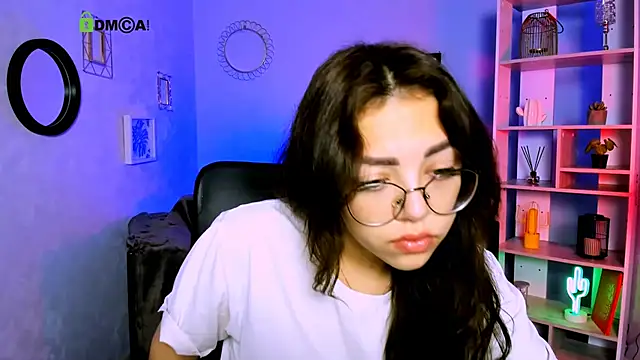 kiki swan online show from 03-14-25, 06:53