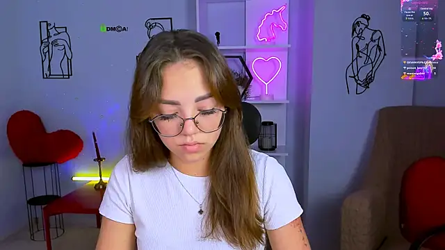 kiki swan online show from 09-16-25, 07:42