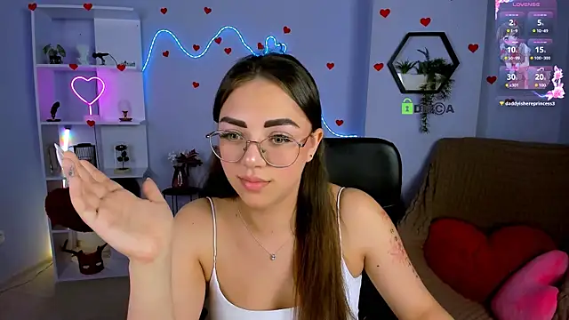kiki swan online show from 06-10-26, 07:57