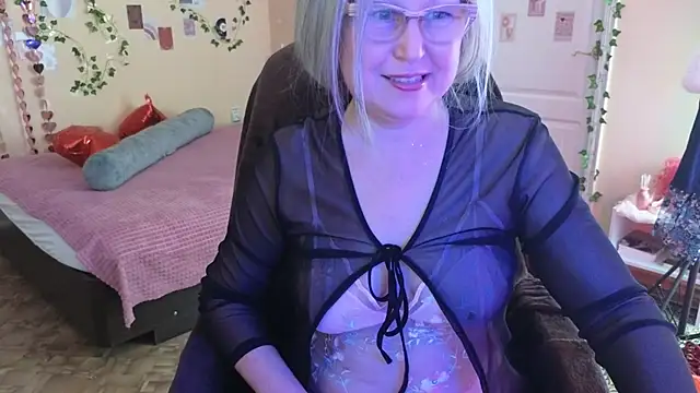 Wane Witch online show from 03-27-26, 06:29