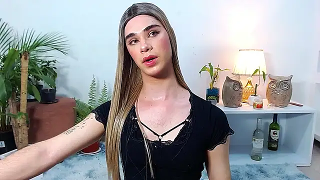 Snapshot of juanes_puthee chatting on 03-15-26, 03:56 juanes puthee online show from 03-15-26, 03:56