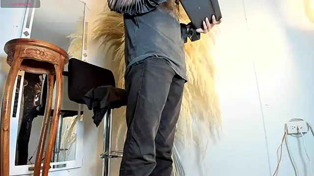 arthemisa hot online show from 03-18-25, 02:48