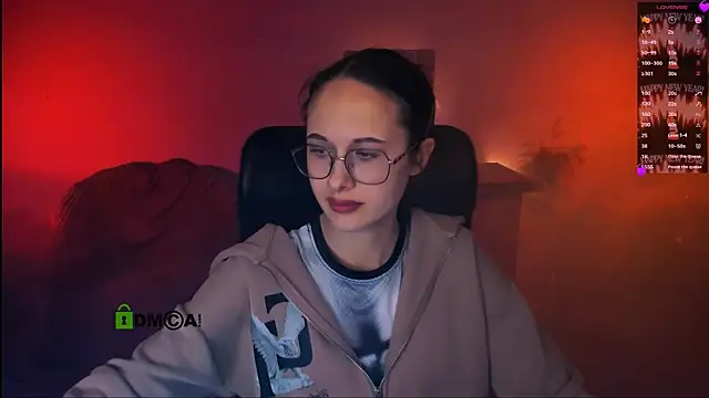 mona cloud online show from 12-19-25, 07:43