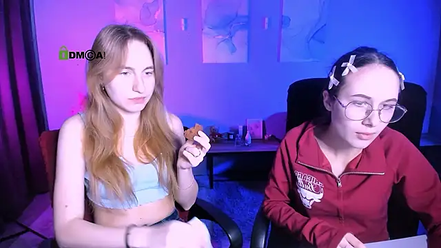 mona cloud online show from 02-11-26, 07:52