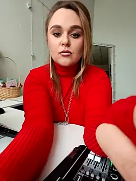 Juicy PeachLux online show from 03-13-25, 10:36