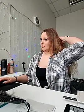 Snapshot of Juicy_PeachLux chatting on 04-24-26, 07:44 Juicy PeachLux online show from 04-24-26, 07:44