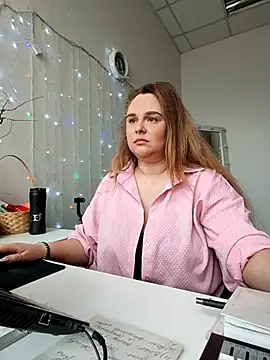 Snapshot of Juicy_PeachLux chatting on 05-01-26, 07:24 Juicy PeachLux online show from 05-01-26, 07:24