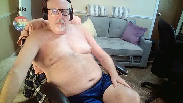superbearboss online show from 05-07-26, 05:40