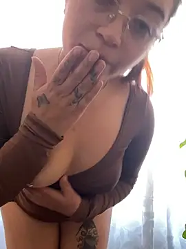 Karina Leon online show from 04-18-26, 07:07