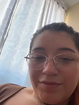 Karina Leon online show from 04-18-26, 07:58